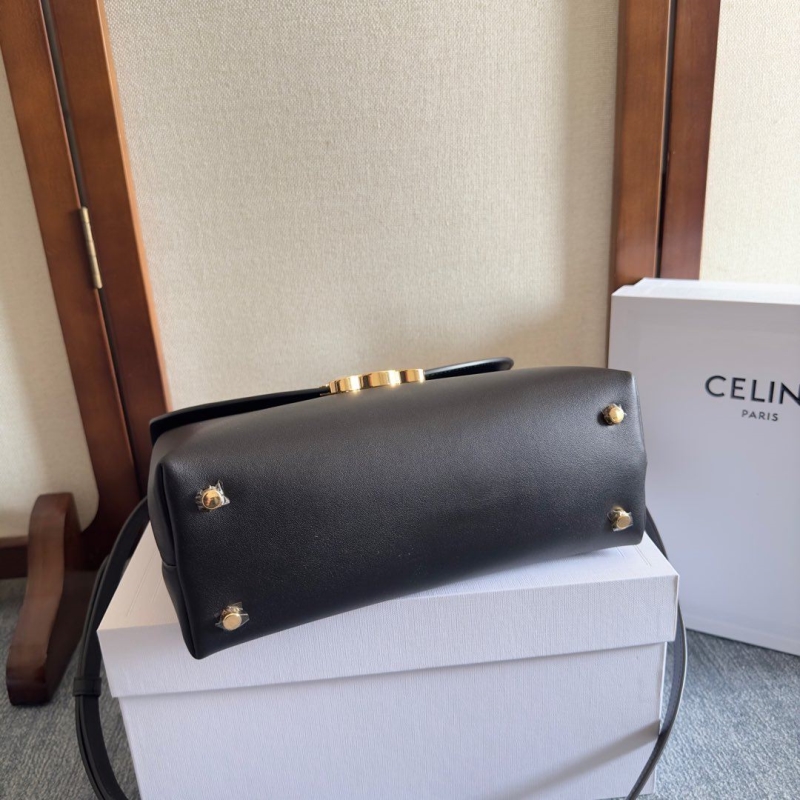 Ce1i*e kelly bags